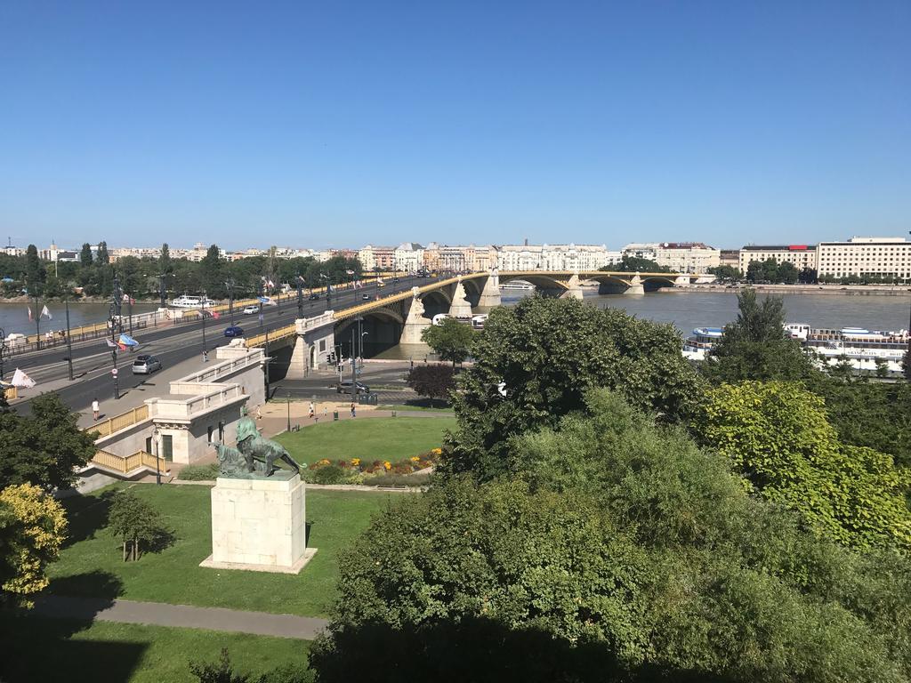 Over The Danube Budapeszt Zewnętrze zdjęcie
